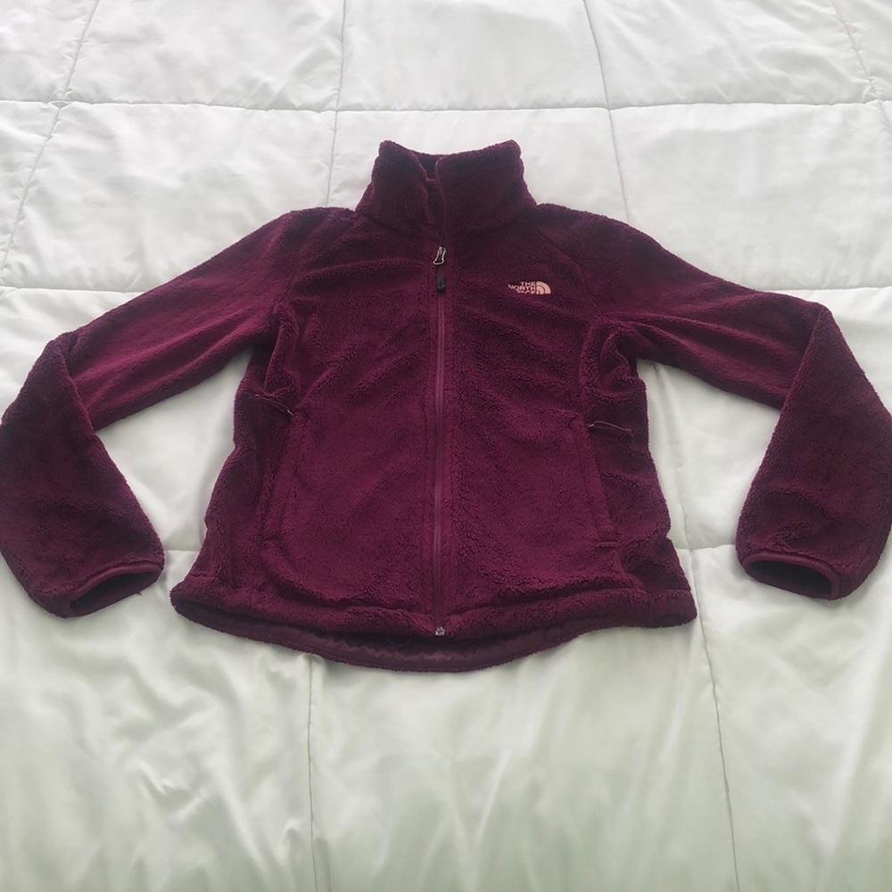 The North Face Oso fleece with zipper front pockets and zipper front in plum